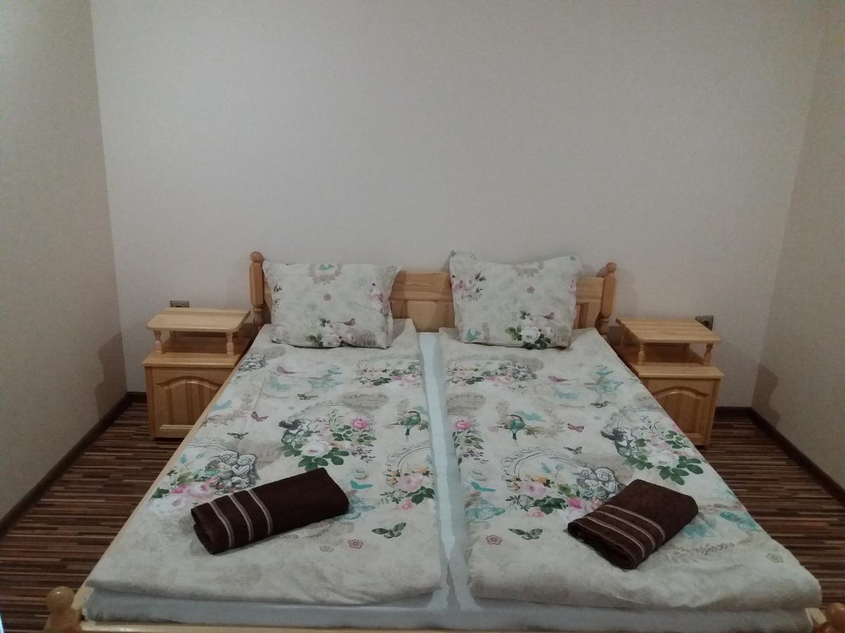 Family Hotel Casablanca Green Varna Extérieur photo