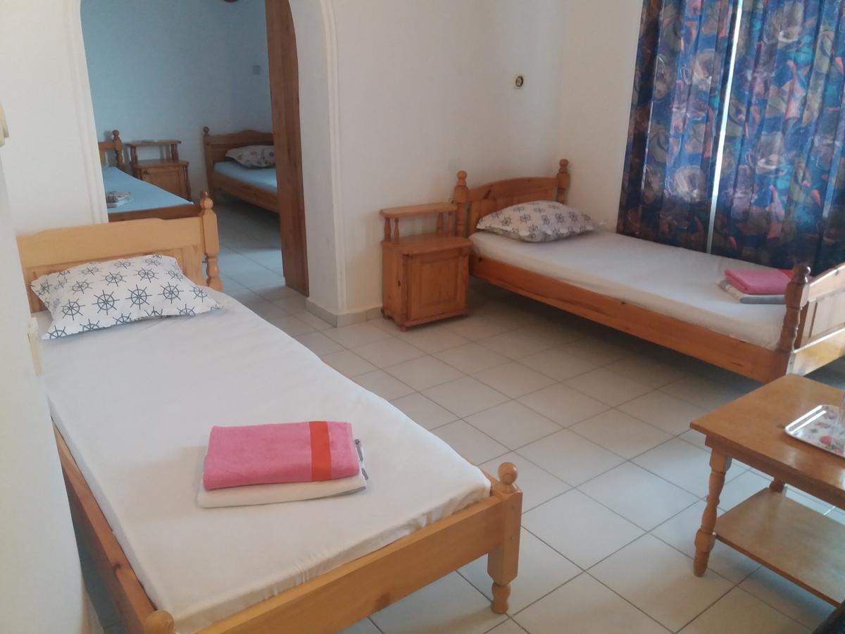 Family Hotel Casablanca Green Varna Extérieur photo